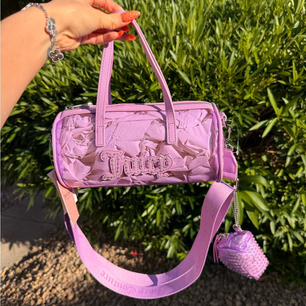 *BNWT JUICY COUTURE PURPLE CROSSBODY BARREL BAG WITH STUDDED MINI BAG CHARM*